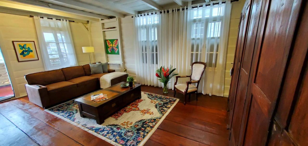 Prins Hendrik Suites ปารามารีโบ ภายนอก รูปภาพ